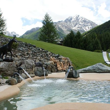 Eco Wellness Hotel Notre Maison Cogne Eksteriør bilde