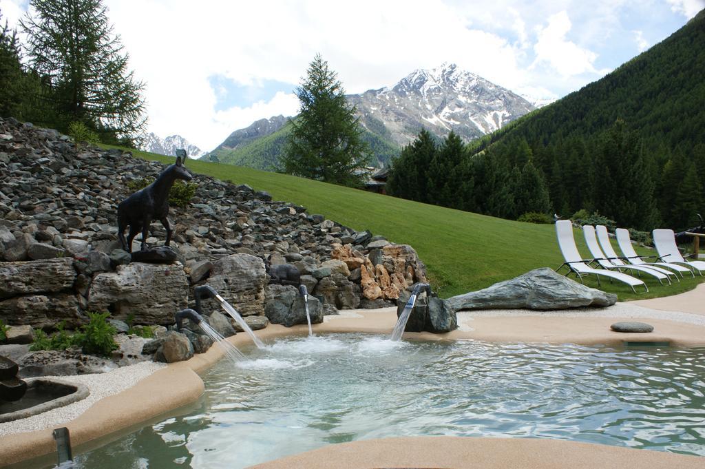 Eco Wellness Hotel Notre Maison Cogne Eksteriør bilde
