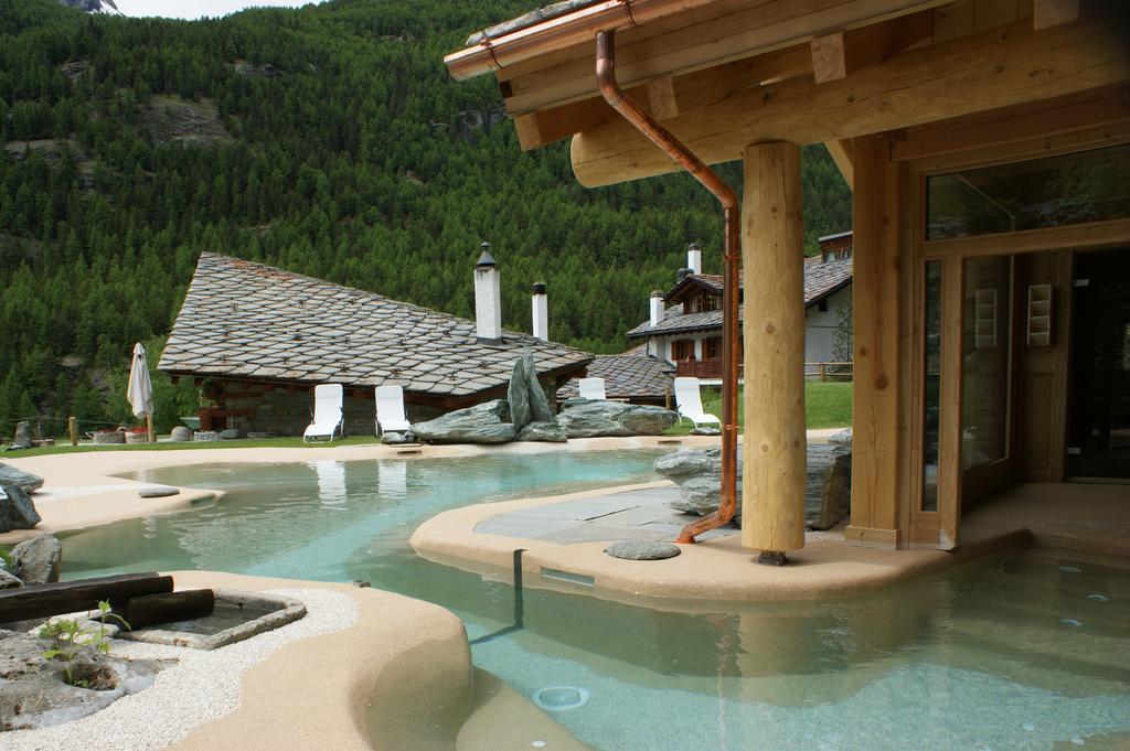 Eco Wellness Hotel Notre Maison Cogne Eksteriør bilde
