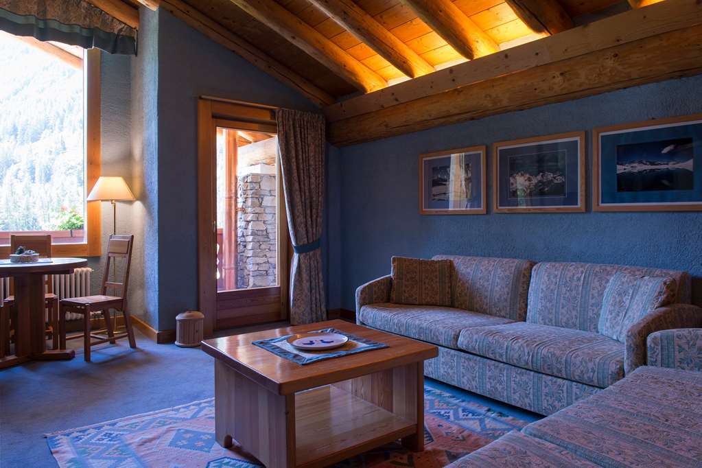 Eco Wellness Hotel Notre Maison Cogne Rom bilde